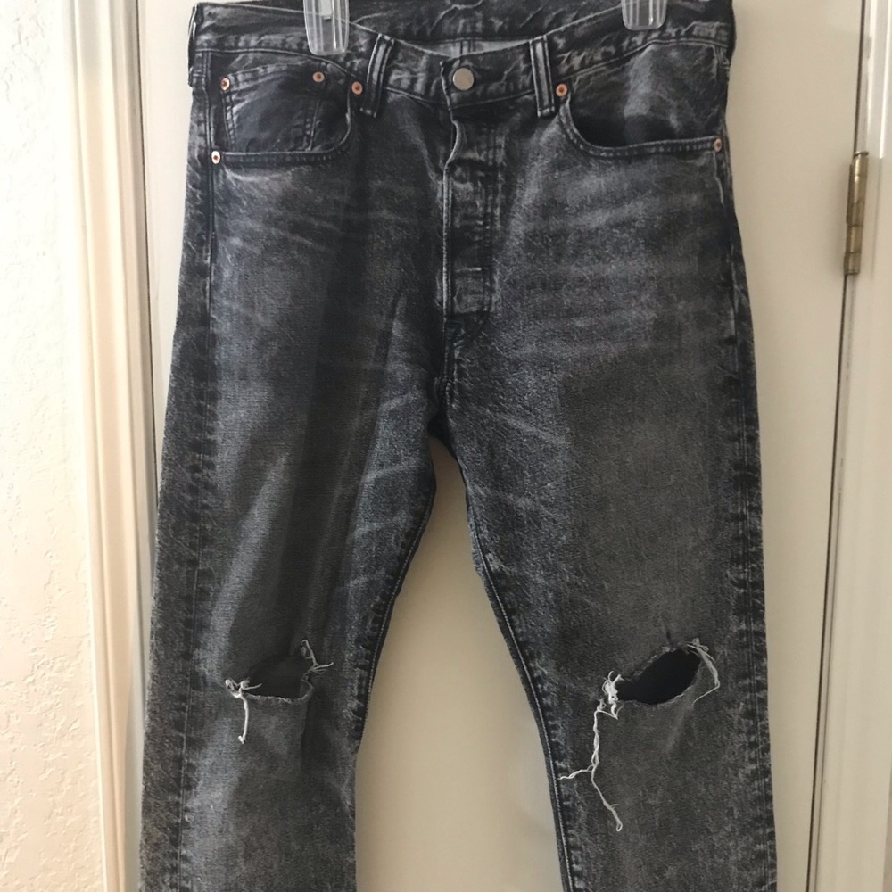 Levi jeans
